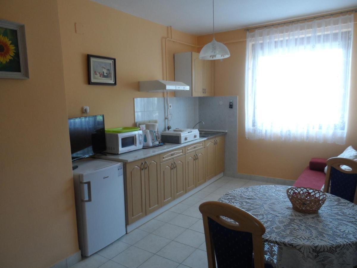 Apartman Berki Hévíz Exteriör bild