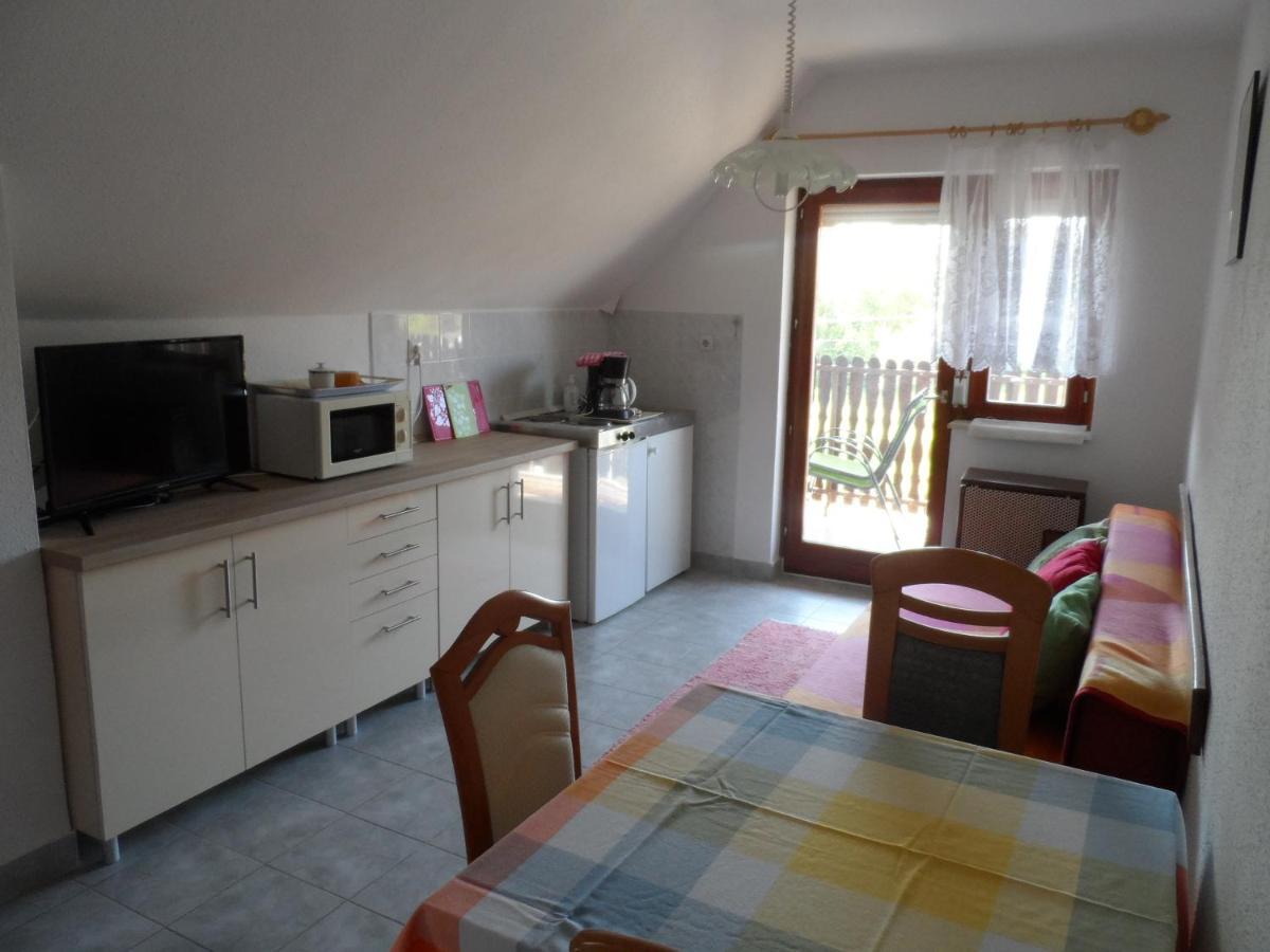 Apartman Berki Hévíz Exteriör bild
